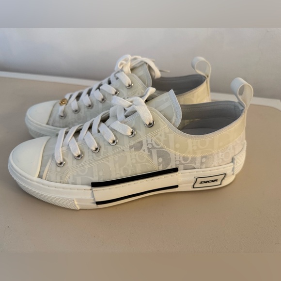 Dior B23 Low \'Dior Oblique sneakers - very new
